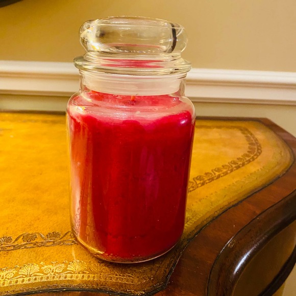 Yankee Candle Festive Holiday Ribbon Candy 22 0z white label Retired Candle NEW - Picture 4 of 6